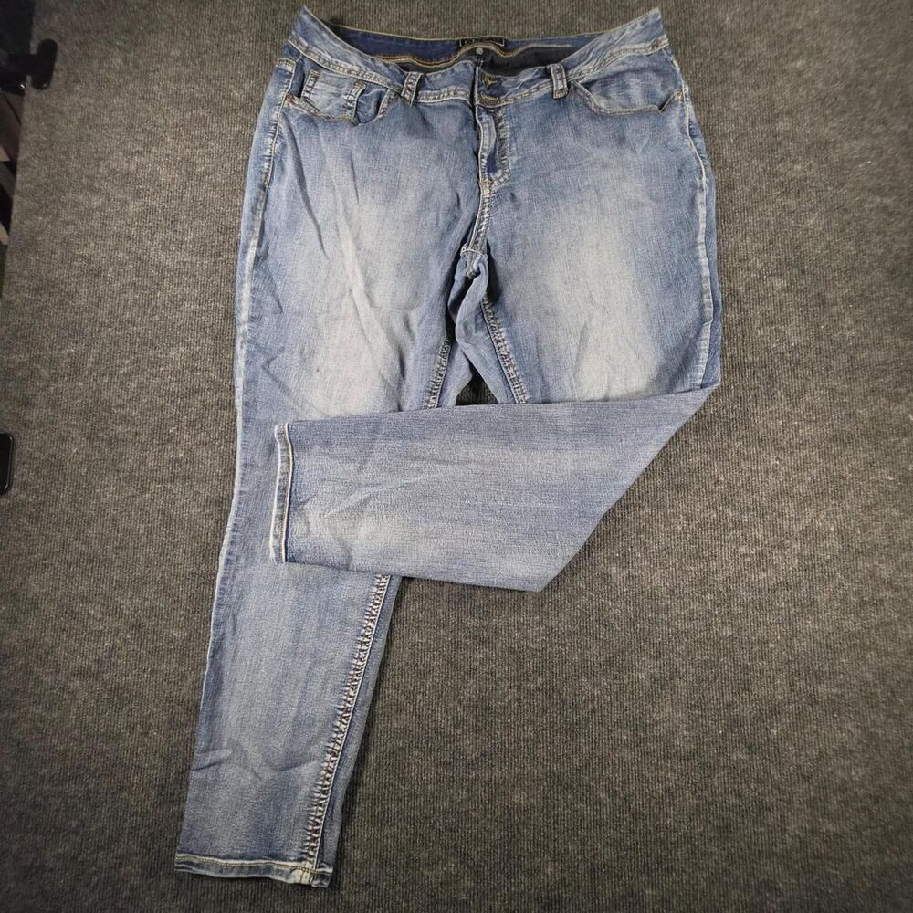 Cato Women's Blue Jeans